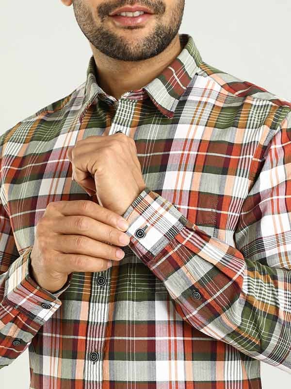 Indian Terrain Men's Slim Fit Full Sleeve Checkered Green Shirt